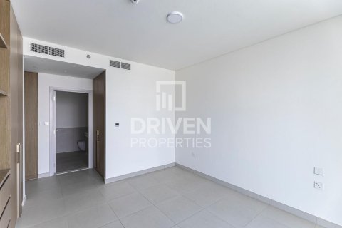 Appartement de 3 chambres à EMAAR Beachfront, UAE No. 192260 13