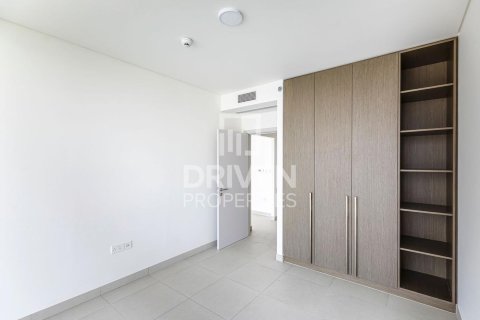 Appartement de 3 chambres à EMAAR Beachfront, UAE No. 192260 8