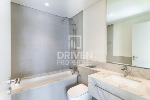 2 غرف نوم شقة في EMAAR Beachfront, الإمارات العربية المتحدة رقم 192256 12
