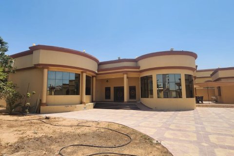 6 bedrooms Villa in Ras Al Khaimah, UAE No. 183594