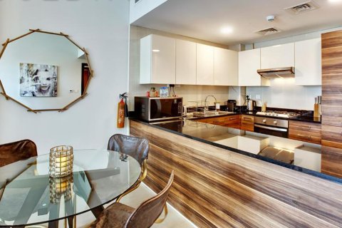 Apartment de 2 dormitorios en Dubai Marina, UAE No. 95201