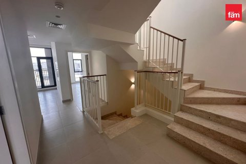 5 bedrooms Townhouse in Dubai, UAE No. 187754 3