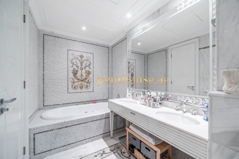 Appartement de 3 chambres à Palazzo Versace, UAE No. 128824 27