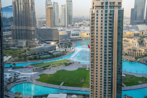 Apartment de 3 dormitorios en Downtown Dubai (Downtown Burj Dubai), UAE No. 156369