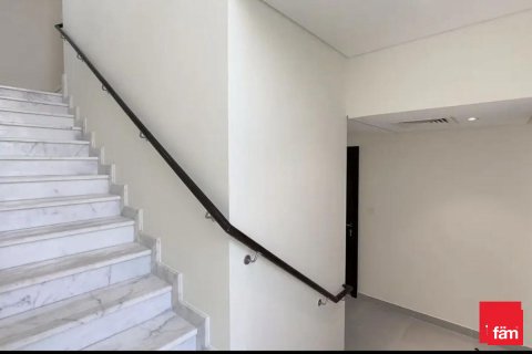 3 bedrooms Townhouse in Dubai, UAE No. 164334 3