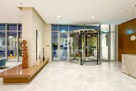 Appartement de 2 chambres à EMAAR Beachfront, UAE No. 129870 19