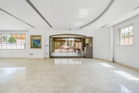 Villa de 4 dormitorios en Jumeirah Park, UAE No. 128712 3
