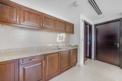 Villa de 4 dormitorios en Jumeirah Park, UAE No. 128712 17