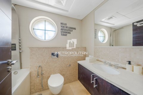 Villa de 4 dormitorios en Jumeirah Park, UAE No. 128712 10