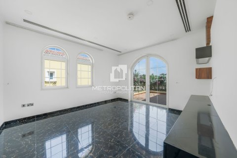 Villa de 4 dormitorios en Jumeirah Park, UAE No. 128712 14