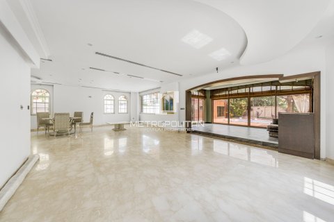 Villa de 4 chambres à Jumeirah Park, UAE No. 128712