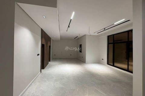 Villa de 4 dormitorios en Khobar, Saudi Arabia No. 60690 20