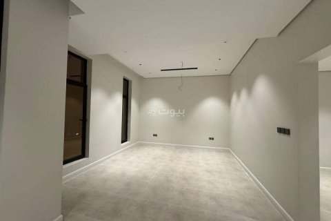 Villa de 4 dormitorios en Khobar, Saudi Arabia No. 60690 22