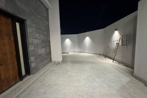 Villa de 4 dormitorios en Khobar, Saudi Arabia No. 60690 7