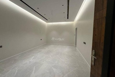 Villa de 4 dormitorios en Khobar, Saudi Arabia No. 60690 8