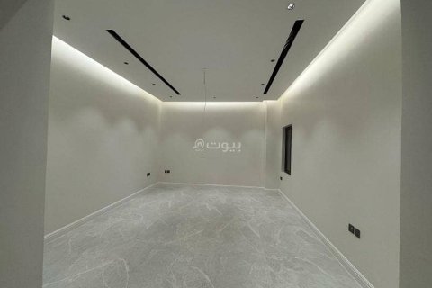 Villa de 4 dormitorios en Khobar, Saudi Arabia No. 60690 9