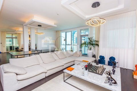 Appartement de 3 chambres à The Torch, UAE No. 164707 4