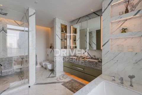 Apartment de 4 dormitorios en Opera District, UAE No. 191663 19