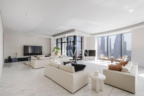 Apartment de 4 dormitorios en Opera District, UAE No. 191663 3