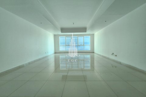 4 غرف نوم شقة في Al Khalidiya, الإمارات العربية المتحدة رقم 49697
