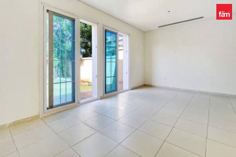 2 bedrooms Townhouse in Dubai, UAE No. 205211