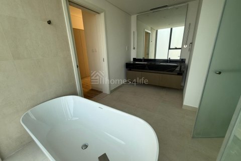 5 bedrooms Villa in Nad Al Sheba 1, UAE No. 187643 14