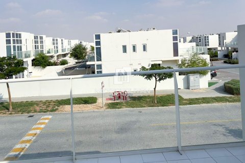 Таунхаус с 3 спальнями в DAMAC Hills (Akoya by DAMAC), ОАЭ №130295 9