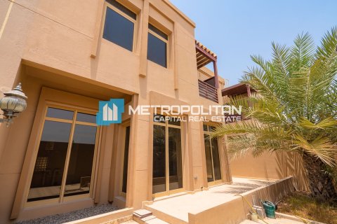 Townhouse de 4 chambres à Khalifa City, UAE No. 145726