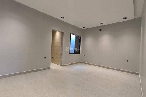 Villa de 9 dormitorios en Riyadh, Saudi Arabia No. 60554 11