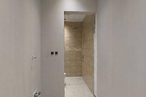 Villa de 9 dormitorios en Riyadh, Saudi Arabia No. 60554 8