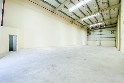 Warehouse de 640.1m² à Dubai, UAE No. 38847