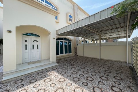 Villa Jumelée de 3 chambres à Muscat, Oman No. 109220 17