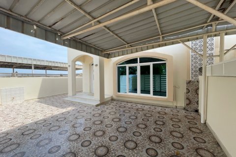 Villa Jumelée de 3 chambres à Muscat, Oman No. 109220 16