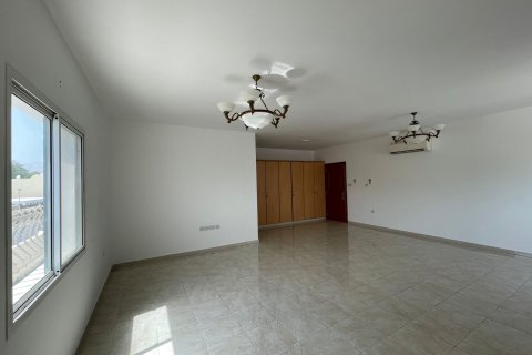 Villa Jumelée de 4 chambres à Muscat, Oman No. 109222 5