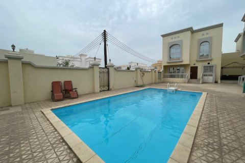 Townhouse de 3 dormitorios en Muscat, Oman No. 109223 16