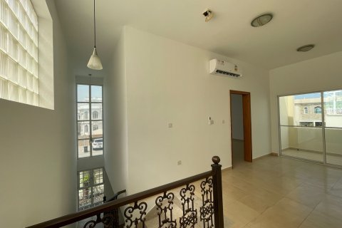 Townhouse de 3 dormitorios en Muscat, Oman No. 109223 8