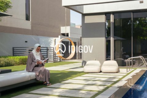 Villa de 4 dormitorios en Tilal City, UAE No. 184696 11