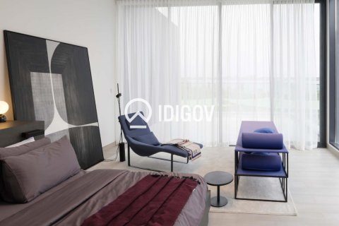 Villa de 4 dormitorios en Tilal City, UAE No. 184696 9