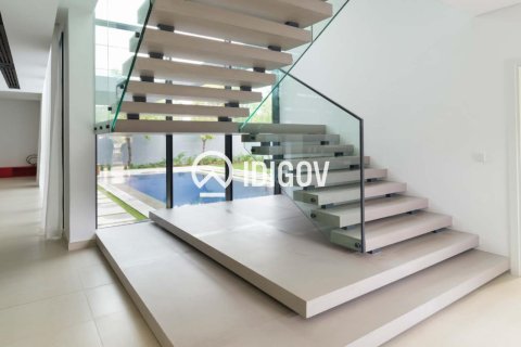 Villa de 4 dormitorios en Tilal City, UAE No. 184696 7