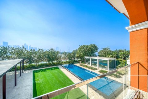 7 bedrooms Villa in The Crescent, UAE No. 193921 9