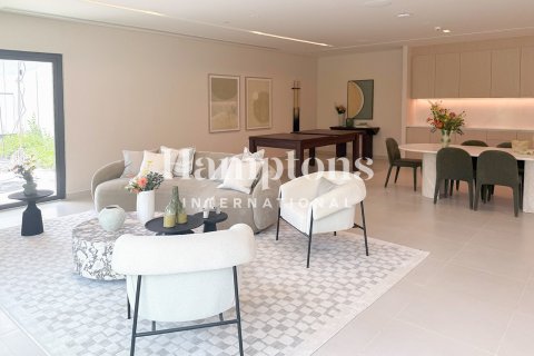2 bedrooms Apartment in The Views 1, UAE No. 203338
