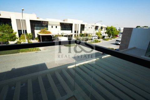 3 غرف نوم فيلا في داماك هيلز (أكويا باي داماك), الإمارات العربية المتحدة رقم 112644