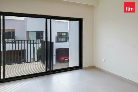 3 bedrooms Villa in Dubai, UAE No. 187158 8