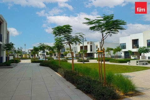 3 bedrooms Villa in Dubai, UAE No. 187158 26