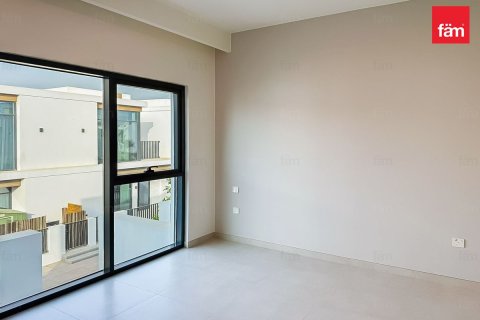 3 bedrooms Villa in Dubai, UAE No. 187158 14