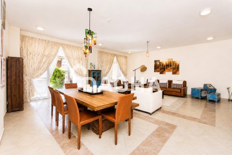 Apartment de 3 dormitorios en Green Community Motor City, UAE No. 187581 7