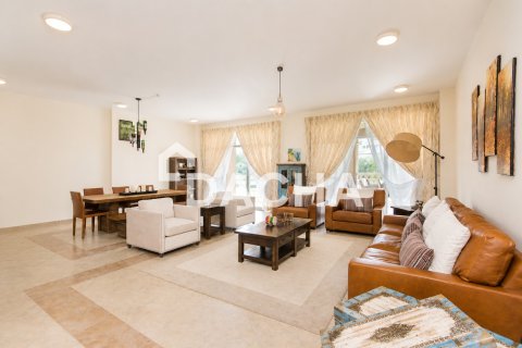 Apartment de 3 dormitorios en Green Community Motor City, UAE No. 187581 9