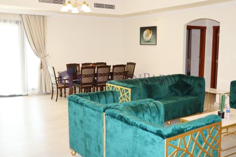 2 bedrooms Apartment in Doha, Qatar No. 56606 4