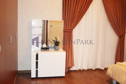 2 bedrooms Apartment in Doha, Qatar No. 56606 10