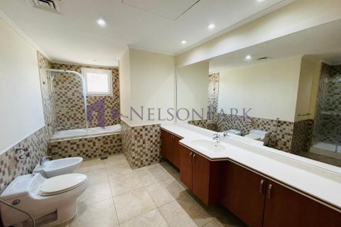 Apartment de 2 dormitorios en Doha, Qatar No. 56605 11